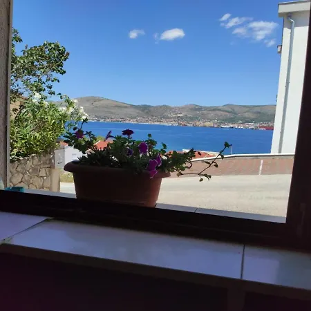 Villa Caroline Trogir Exterior photo